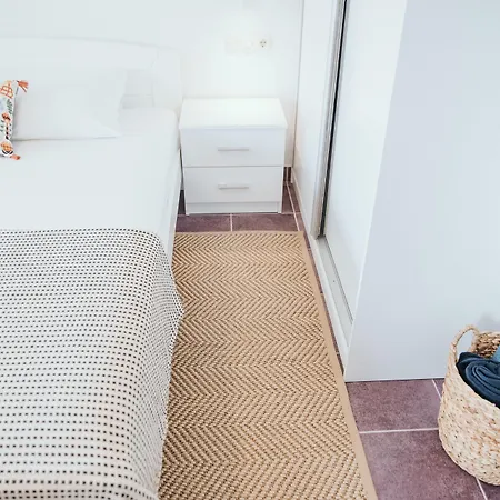 And Bonkan Hvar هفار