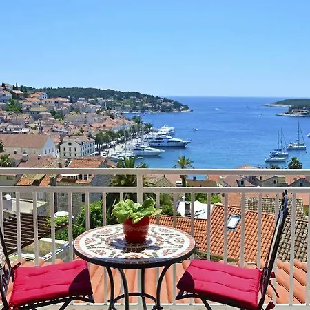 And Bonkan Hvar Appartamento *