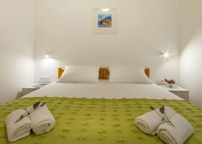 And Bonkan Hvar * Hvar Town