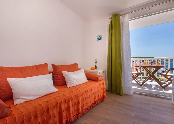 And Bonkan Hvar Hvar Town