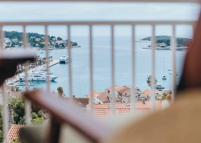 And Bonkan Hvar Hvar Town