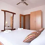 And Bonkan Hvar
